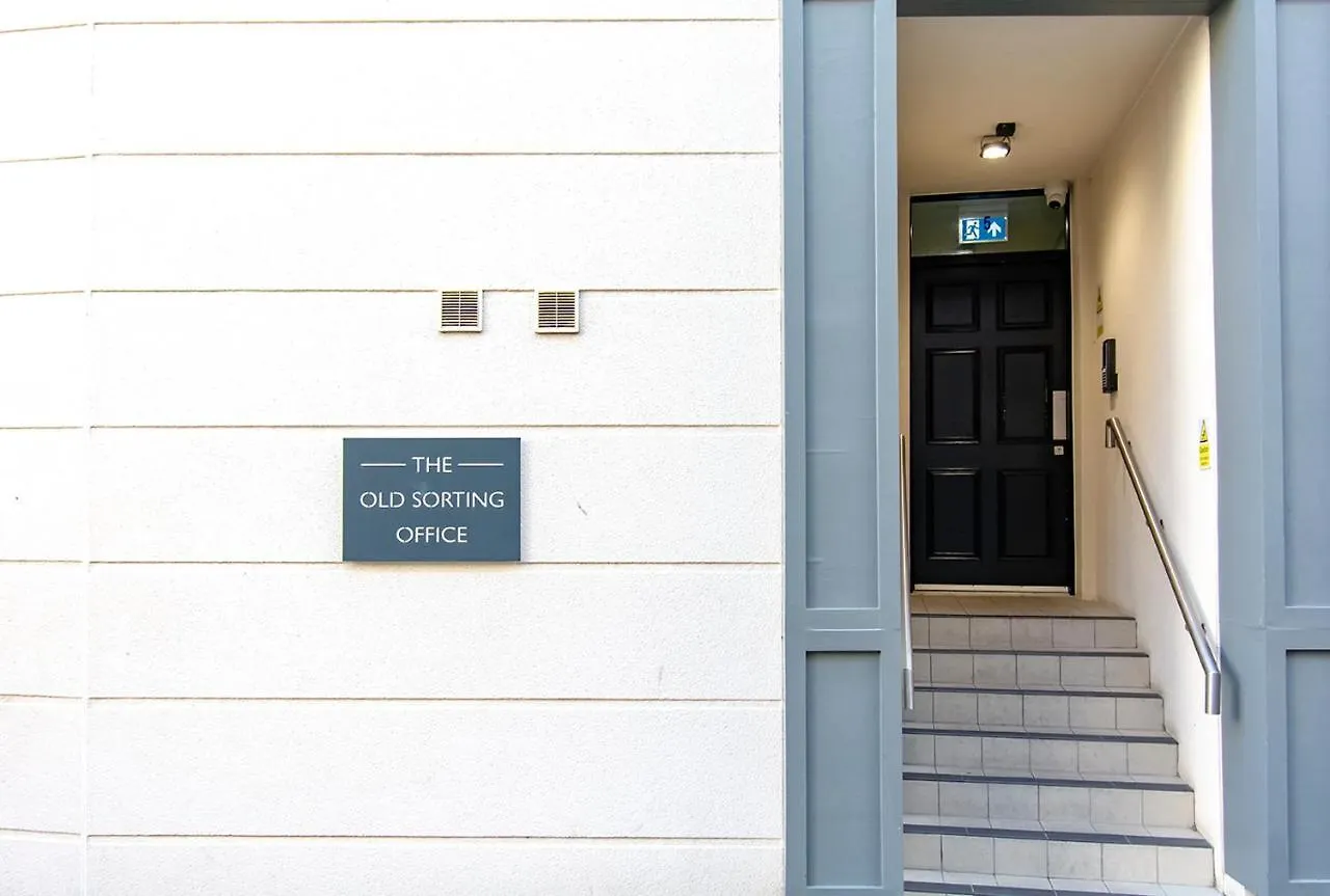 Modern 1 Bed Flat 2 Mins Walk From Restaurants Bars Clubs & Beach! Wow! Apartment Bournemouth United Kingdom